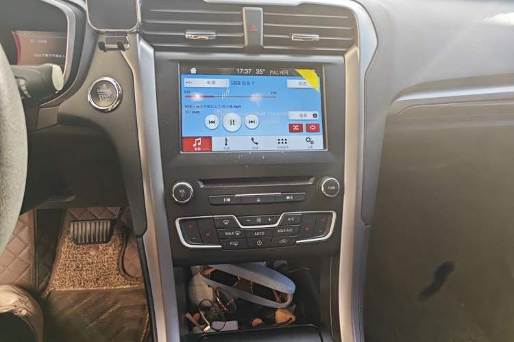 Used Ford Mondeo 2017 Facelifted EcoBoost 200 Luxury Version Audio And AC Panel