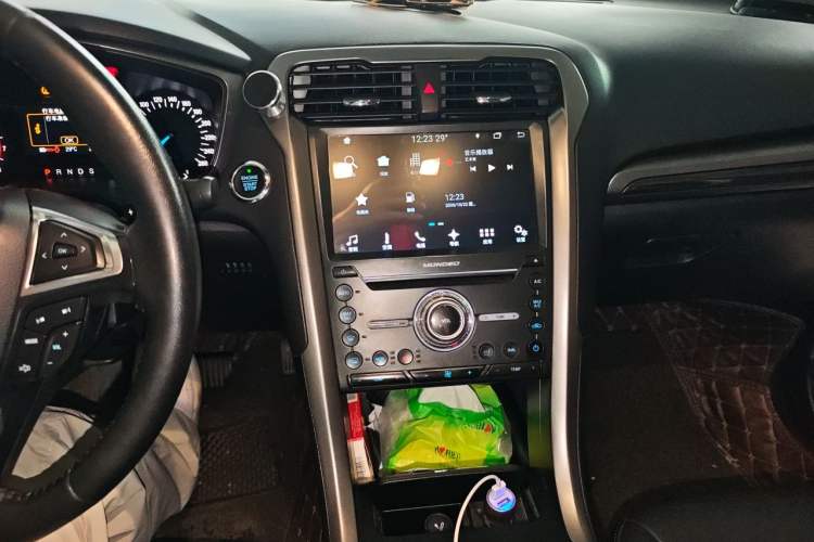 Used Ford Mondeo 2017 EcoBoost 180 Stylish Model Audio And AC Panel