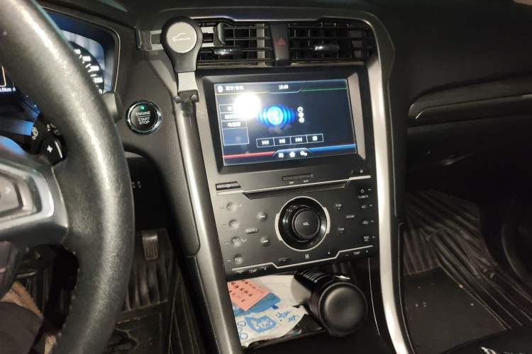 Used Ford Mondeo 2017 EcoBoost 180 Stylish Model Audio And AC Panel