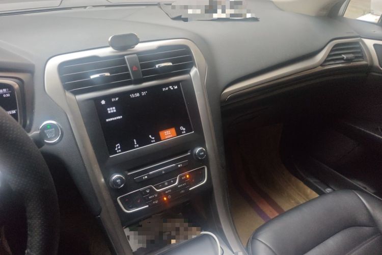 Used Ford Mondeo 2017 EcoBoost 180 Luxury Model Audio And AC Panel