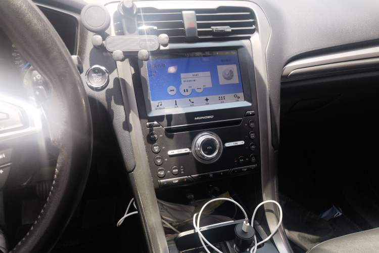 Used Ford Mondeo 2017 EcoBoost 180 Stylish Model Audio And AC Panel