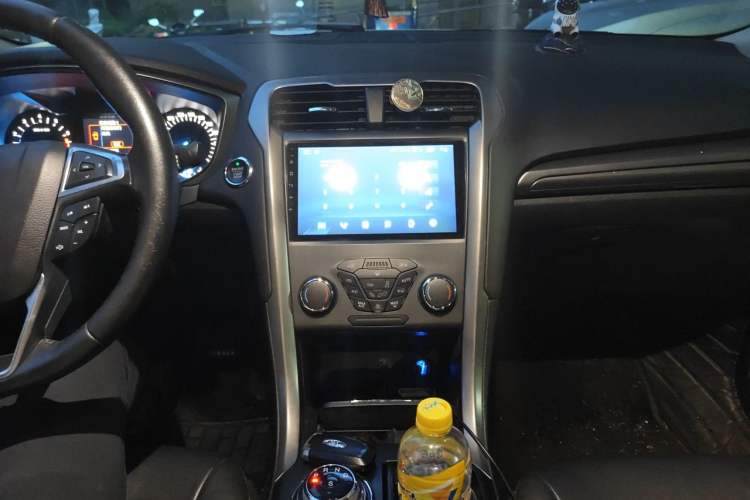 Used Ford Mondeo 2017 EcoBoost 180 Stylish Model Audio And AC Panel