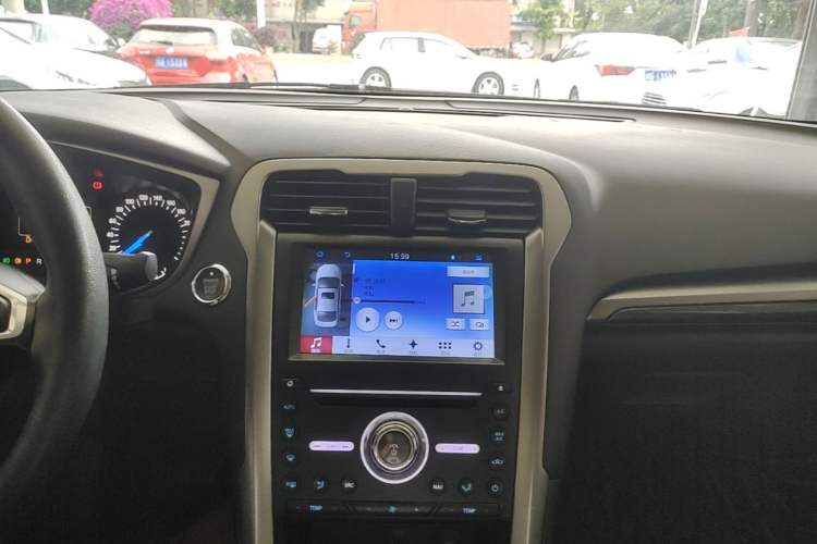 Used Ford Mondeo 2017 Facelifted EcoBoost 180 Fashion Edition Audio And AC Panel