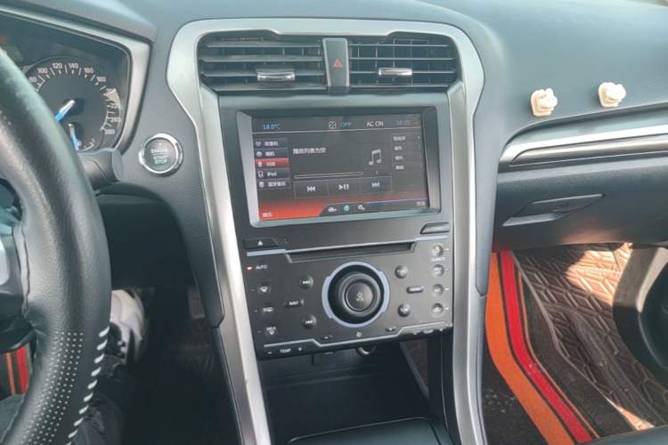 Used Ford Mondeo 2017 EcoBoost 180 Stylish Model Audio And AC Panel