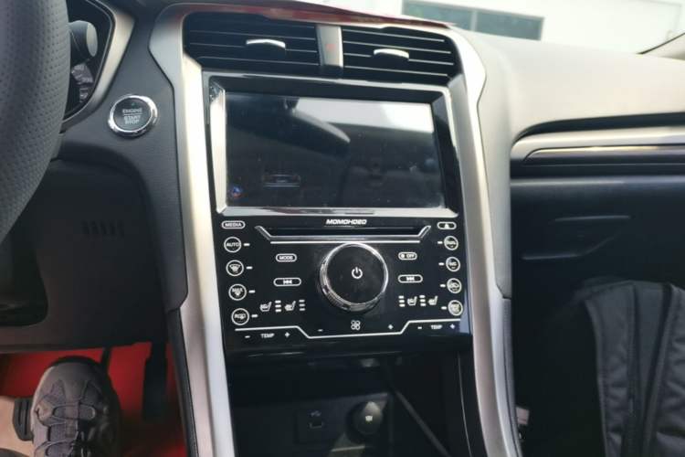 Used Ford Mondeo 2017 Facelifted EcoBoost 180 Fashion Edition Audio And AC Panel
