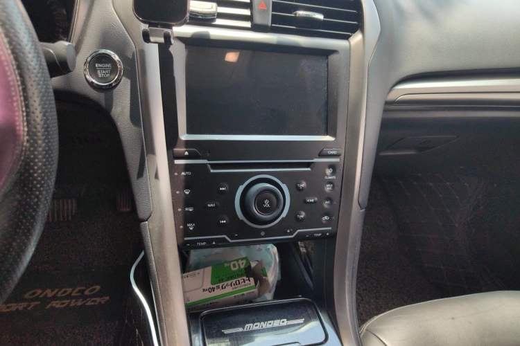 Used Ford Mondeo 2017 EcoBoost 200 Stylish Model Audio And AC Panel