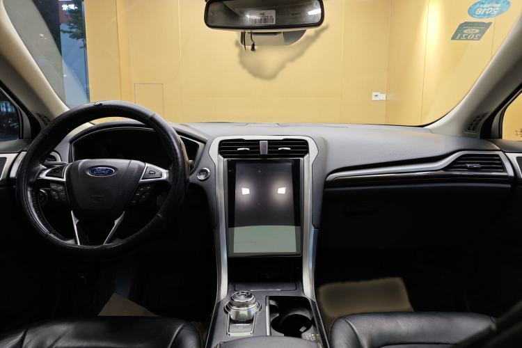 Used Ford Mondeo 2017 EcoBoost 180 Stylish Model Audio And AC Panel