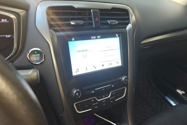 Used Ford Mondeo 2017 EcoBoost 200 Luxury Model Audio And AC Panel