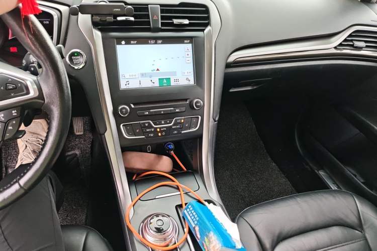 Used Ford Mondeo 2017 EcoBoost 180 Luxury Model Audio And AC Panel