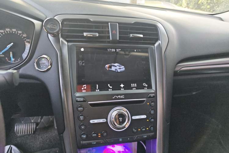 Used Ford Mondeo 2017 EcoBoost 200 Stylish Model Audio And AC Panel