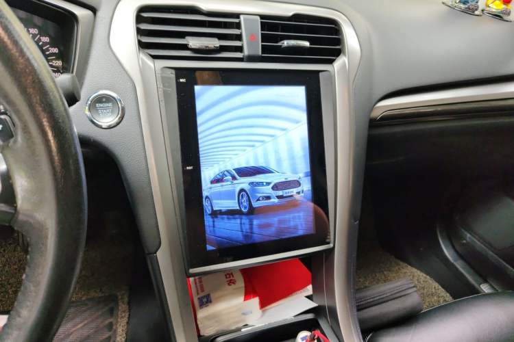 Used Ford Mondeo 2017 Facelifted EcoBoost 180 Fashion Edition Audio And AC Panel
