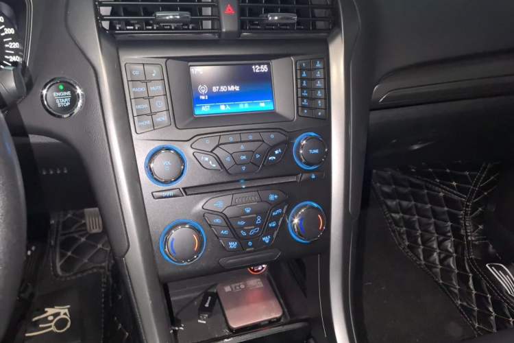 Used Ford Mondeo 2017 EcoBoost 200 Stylish Model Audio And AC Panel