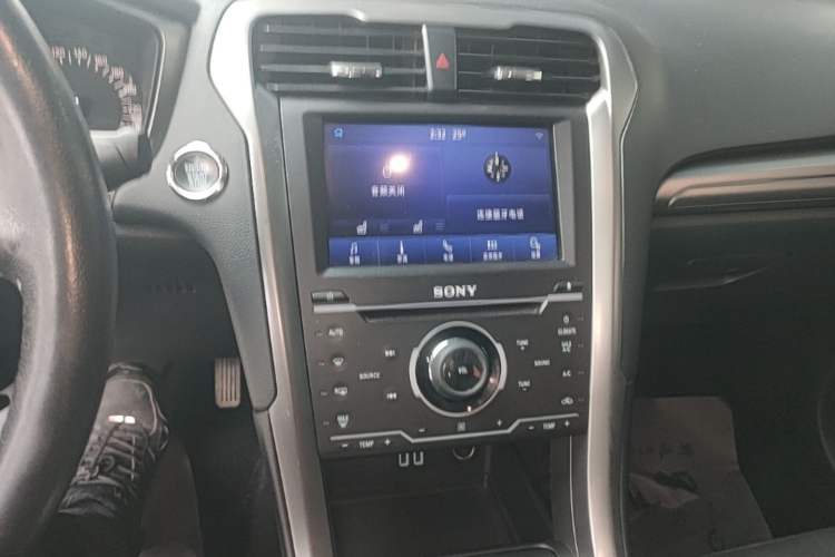Used Ford Mondeo 2017 EcoBoost 200 Stylish Model Audio And AC Panel