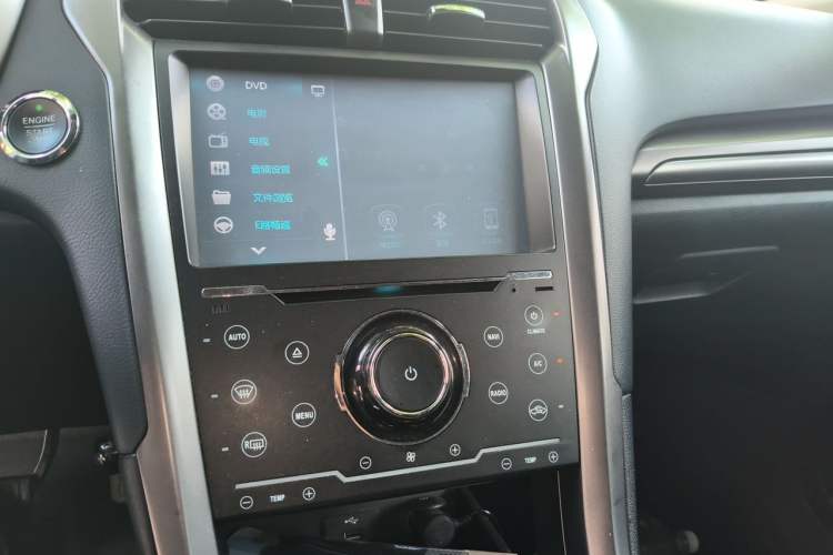 Used Ford Mondeo 2017 EcoBoost 180 Stylish Model Audio And AC Panel