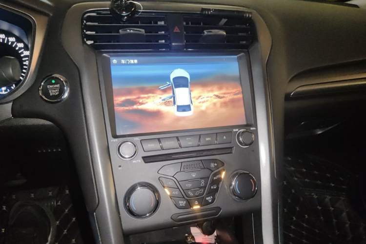 Used Ford Mondeo 2017 Facelifted EcoBoost 180 Fashion Edition Audio And AC Panel