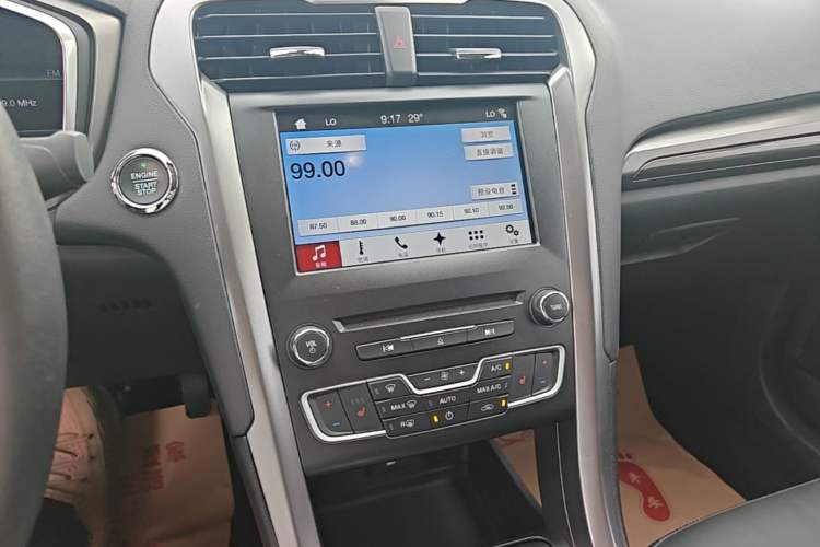 Used Ford Mondeo 2017 EcoBoost 180 Luxury Model Audio And AC Panel