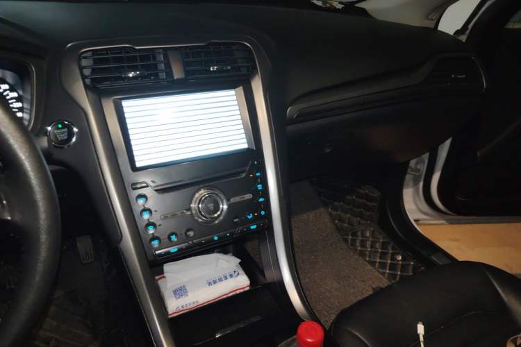 Used Ford Mondeo 2017 Restyled EcoBoost 200 Fashion Edition Audio And AC Panel