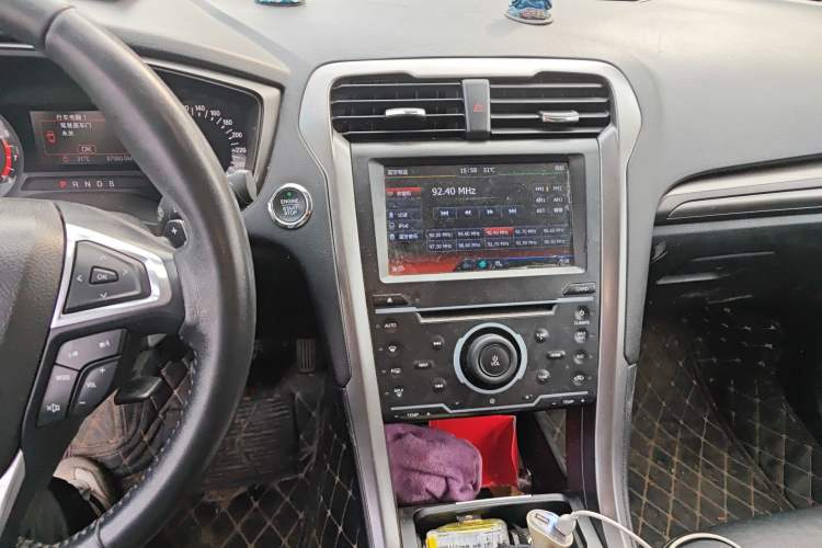 Used Ford Mondeo 2017 EcoBoost 180 Stylish Model Audio And AC Panel