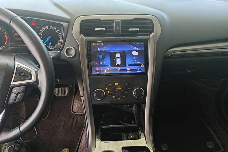 Used Ford Mondeo 2017 EcoBoost 180 Stylish Model Audio And AC Panel
