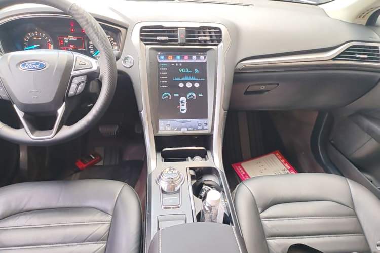 Used Ford Mondeo 2017 EcoBoost 180 Stylish Model Audio And AC Panel