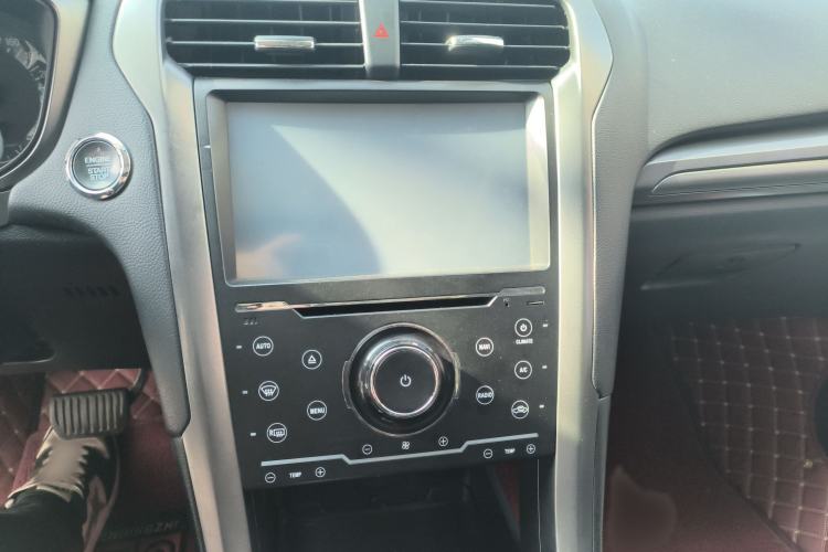 Used Ford Mondeo 2017 EcoBoost 180 Stylish Model Audio And AC Panel