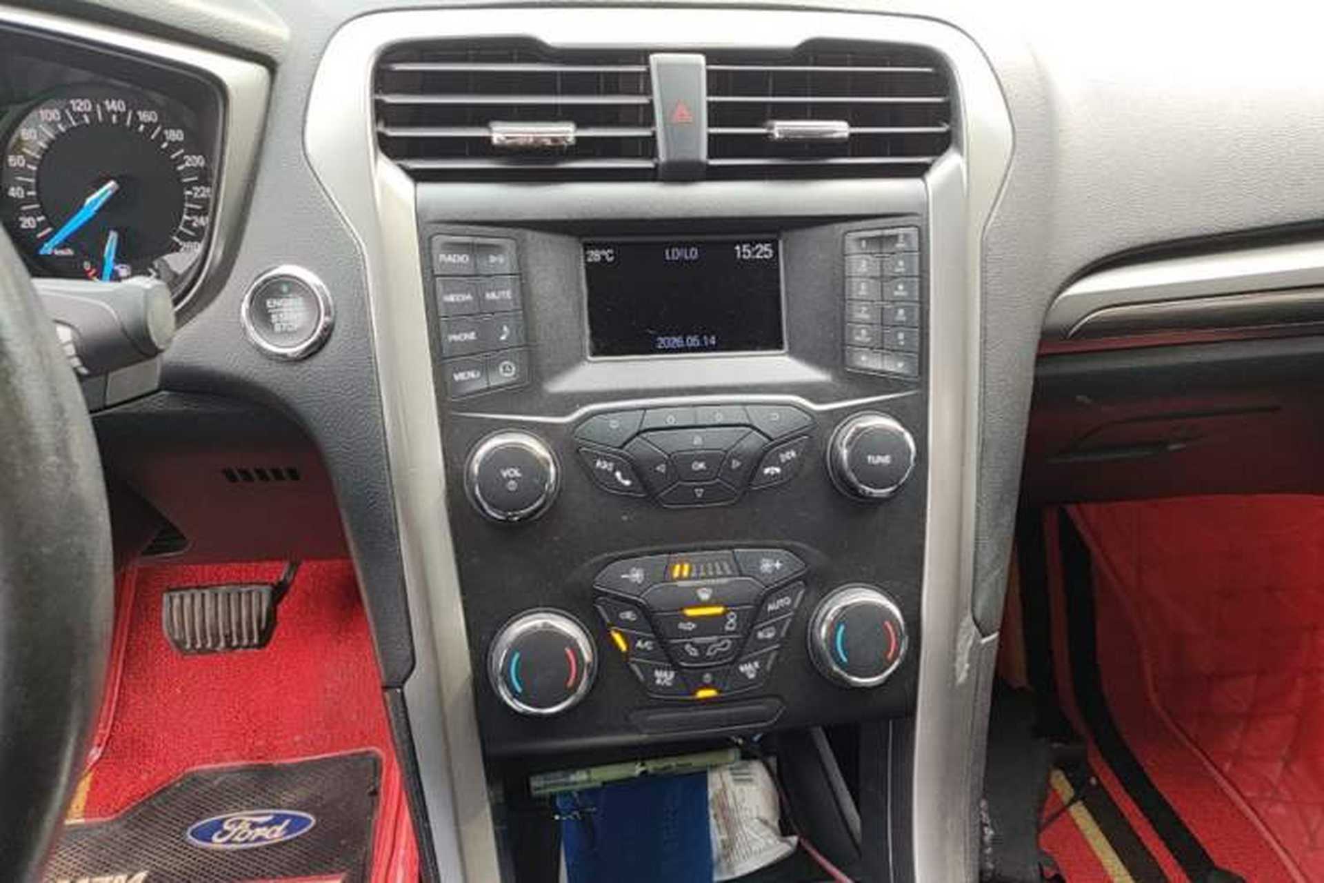 Used Ford Mondeo 2017 Facelifted EcoBoost 180 Fashion Edition Audio And AC Panel