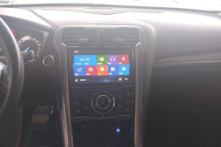Used Ford Mondeo 2017 EcoBoost 200 Stylish Model Audio And AC Panel