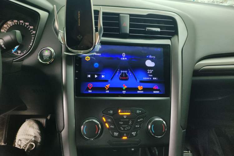 Used Ford Mondeo 2017 EcoBoost 180 Stylish Model Audio And AC Panel