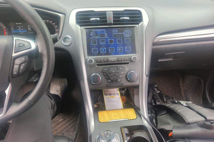 Used Ford Mondeo 2017 EcoBoost 180 Stylish Model Audio And AC Panel