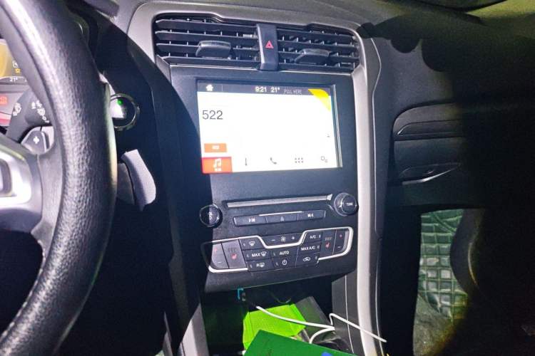 Used Ford Mondeo 2017 EcoBoost 180 Luxury Model Audio And AC Panel