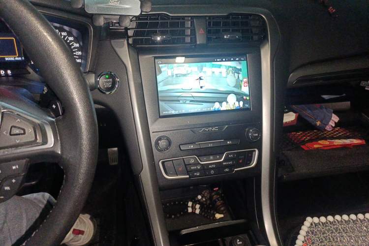Used Ford Mondeo 2017 EcoBoost 180 Luxury Model Audio And AC Panel