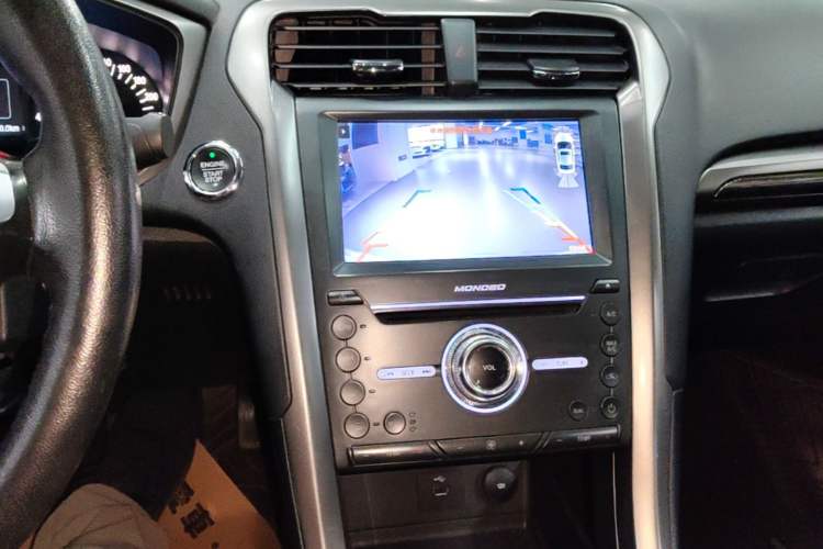 Used Ford Mondeo 2017 Facelifted EcoBoost 180 Fashion Edition Audio And AC Panel