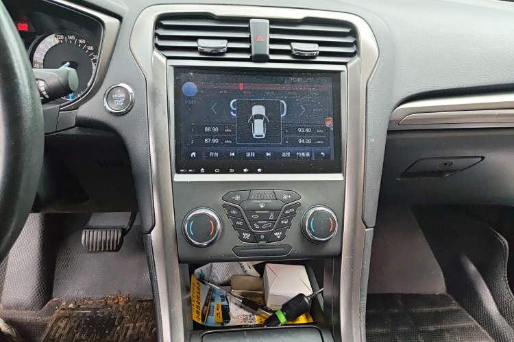 Used Ford Mondeo 2017 EcoBoost 180 Stylish Model Audio And AC Panel