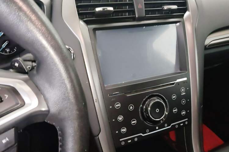 Used Ford Mondeo 2017 EcoBoost 180 Stylish Model Audio And AC Panel
