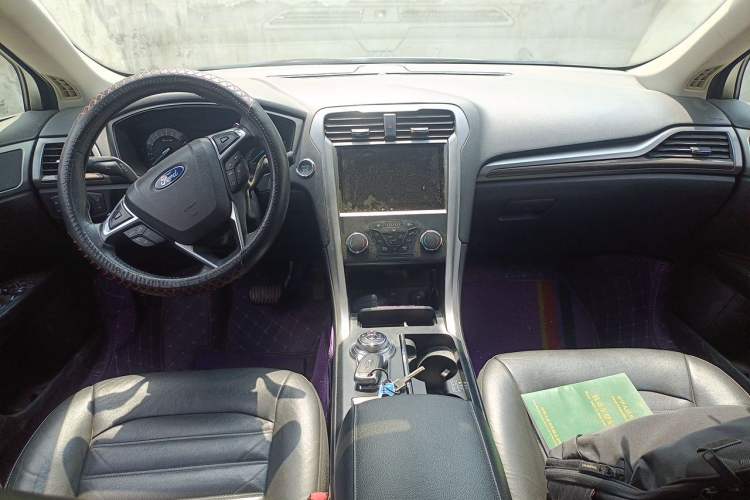 Used Ford Mondeo 2017 Restyled EcoBoost 200 Fashion Edition Center Console