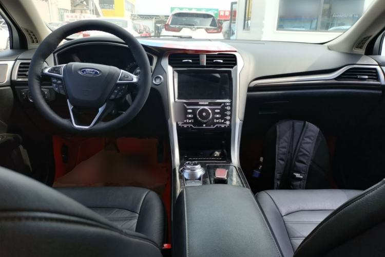 Used Ford Mondeo 2017 Facelifted EcoBoost 180 Fashion Edition Center Console