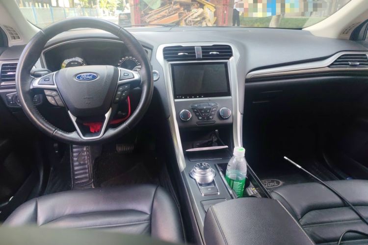 Used Ford Mondeo 2017 Facelifted EcoBoost 180 Fashion Edition Center Console