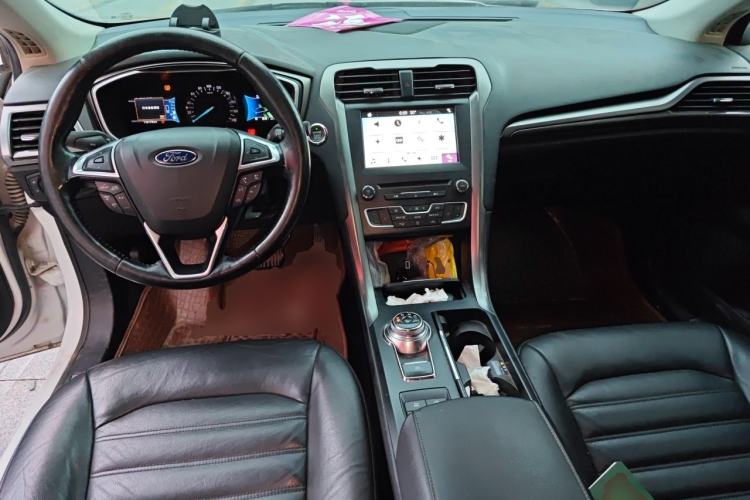 Used Ford Mondeo 2017 2.0L HEV Zhihao Model Center Console