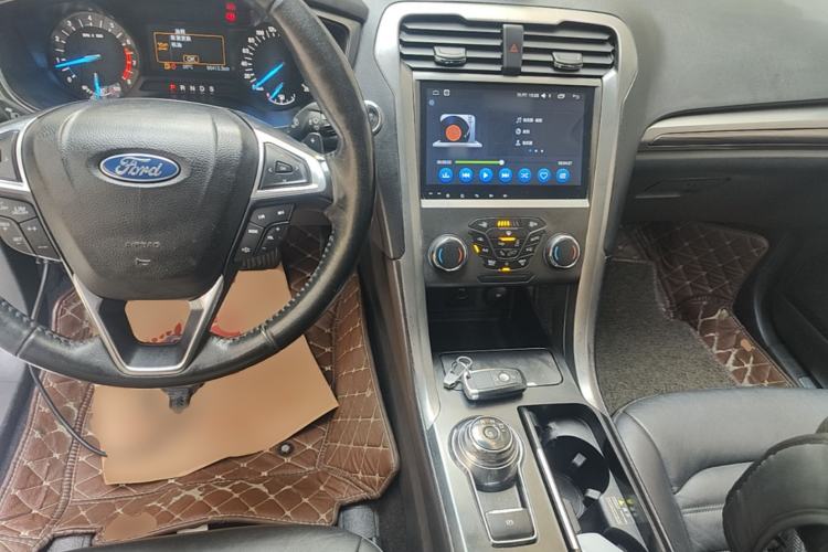 Used Ford Mondeo 2017 Facelifted EcoBoost 180 Fashion Edition Center Console