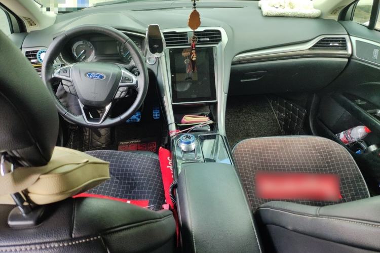 Used Ford Mondeo 2017 Facelifted EcoBoost 180 Fashion Edition Center Console
