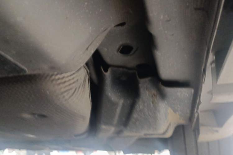 Used Ford Mondeo 2017 EcoBoost 180 Ultimate Model Chassis Rear Left