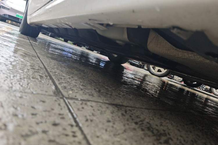 Used Ford Mondeo 2017 EcoBoost 200 Stylish Model Chassis Rear Left