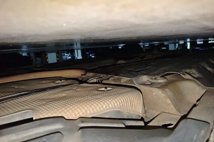 Used Ford Mondeo 2017 EcoBoost 245 Luxury Sport Model Chassis Rear Left