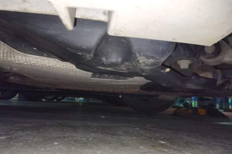 Used Ford Mondeo 2017 EcoBoost 200 Stylish Model Chassis Rear Left
