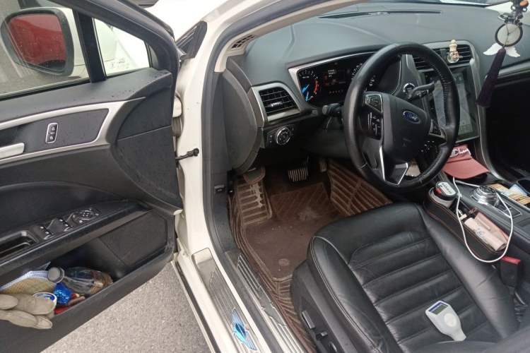 Used Ford Mondeo 2017 EcoBoost 180 Stylish Model Driver Seat