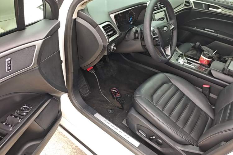 Used Ford Mondeo 2017 EcoBoost 180 Stylish Model Driver Seat