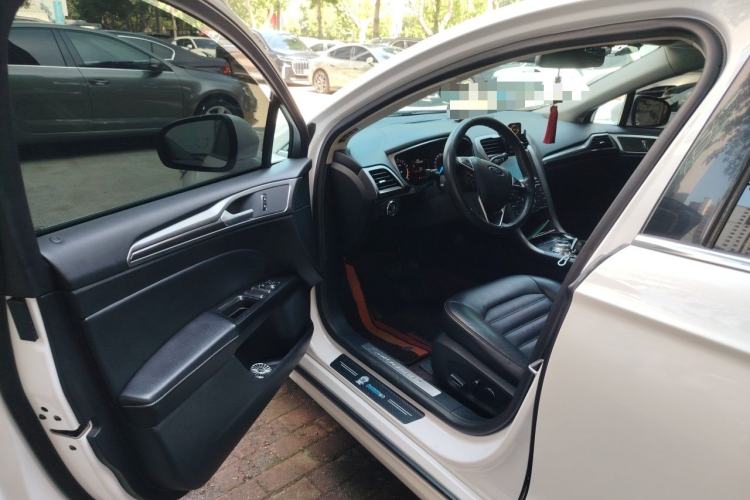 Used Ford Mondeo 2017 EcoBoost 200 Stylish Model Driver Seat