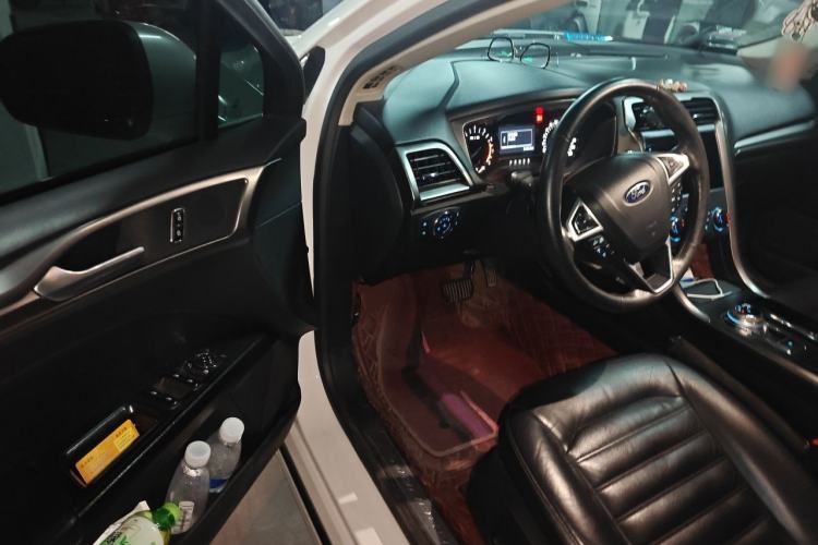 Used Ford Mondeo 2017 EcoBoost 180 Stylish Model Driver Seat