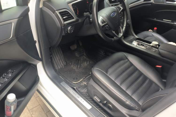Used Ford Mondeo 2017 EcoBoost 180 Stylish Model Driver Seat
