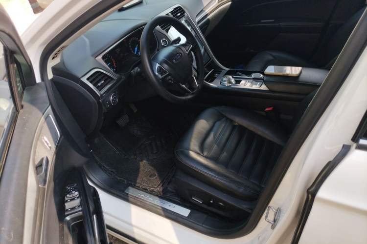 Used Ford Mondeo 2017 Facelifted EcoBoost 180 Fashion Edition Driver Seat